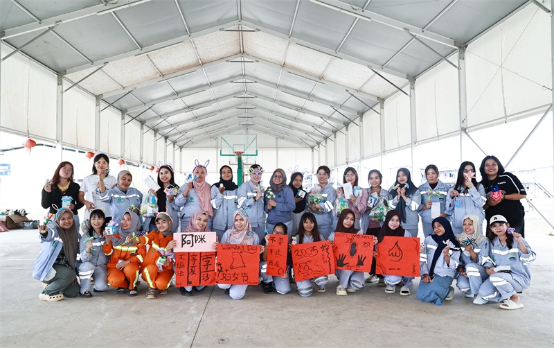 "Dia" yang bersinar lebih dari sehari