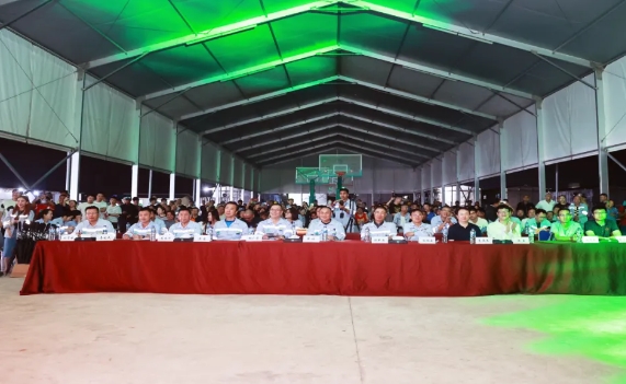 Final Pertandingan Penyanyi Pertama di Warbao Park Berakhir dengan Sukses